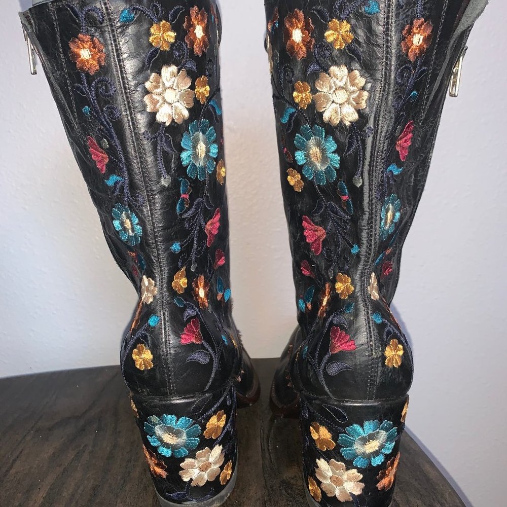 Old Gringo Floral Lace Up Boots.